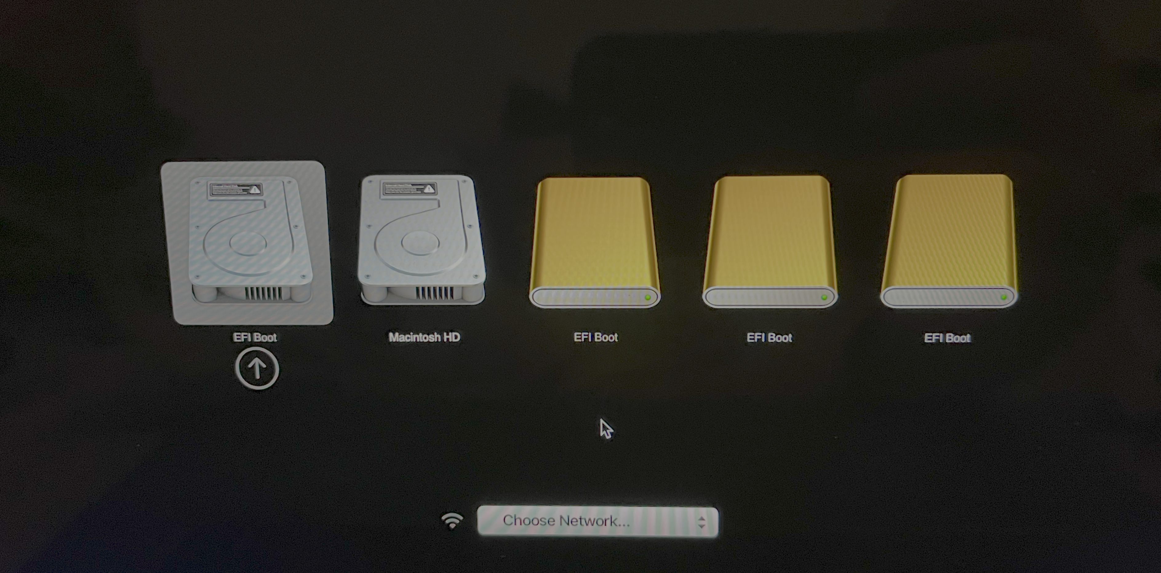 Mac Boot Manager selecting EFI Boot